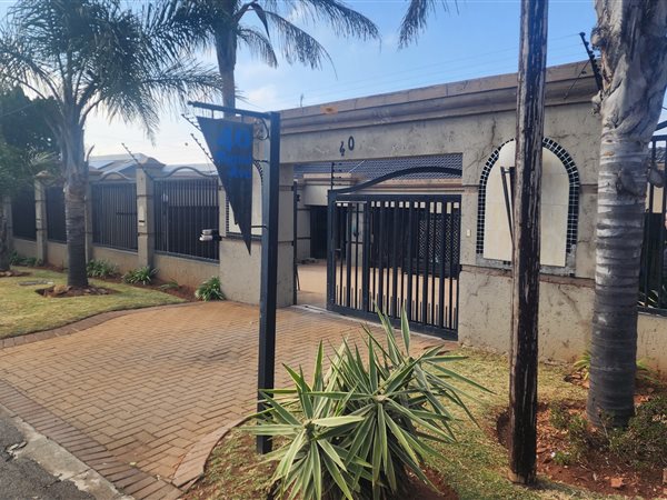 3 Bedroom House 3 Bedroom House