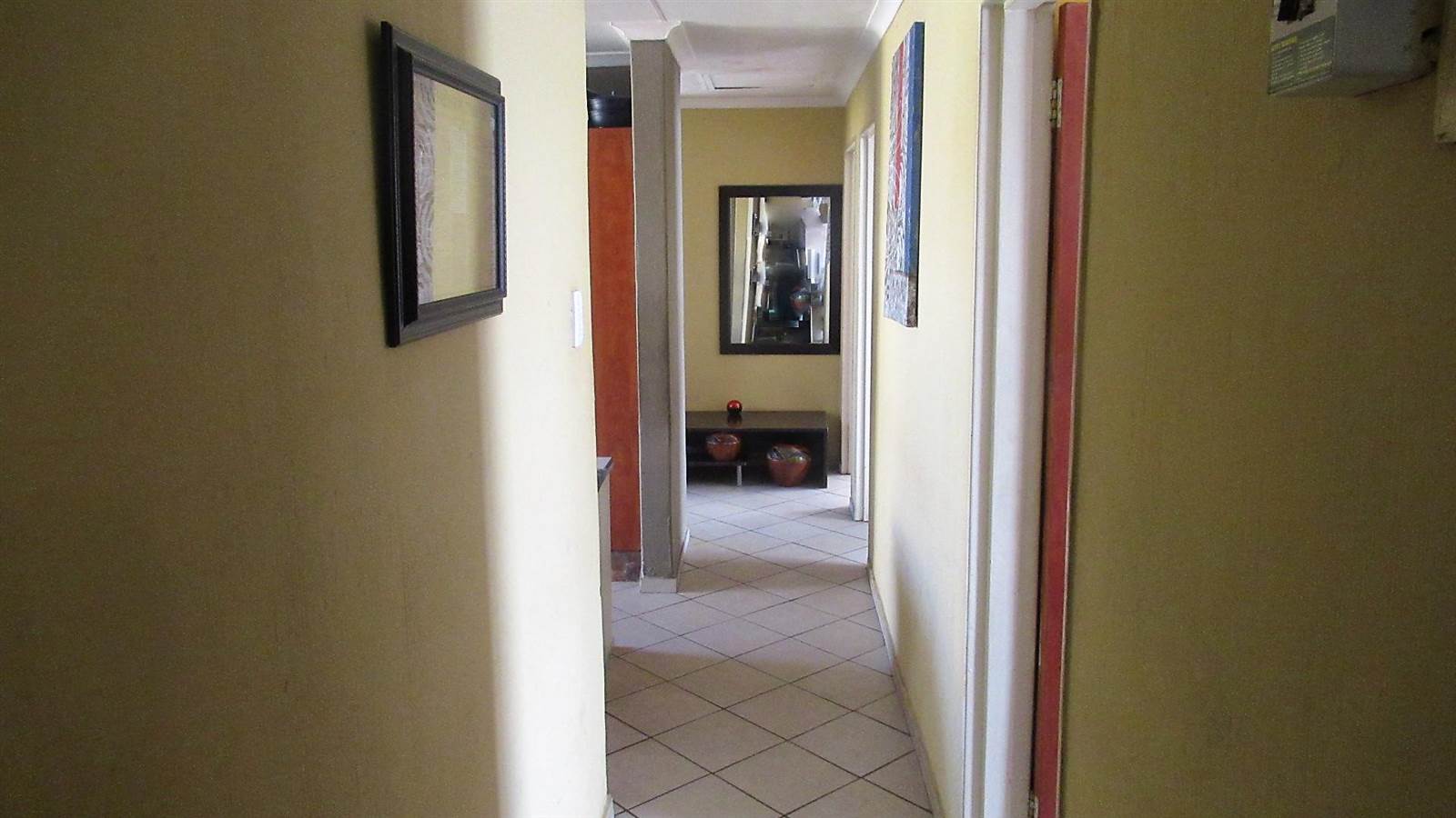3 Bed House in Vereeniging photo number 16