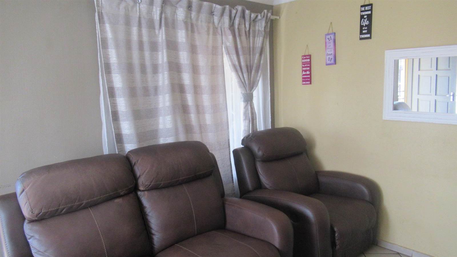 3 Bed House in Vereeniging photo number 13