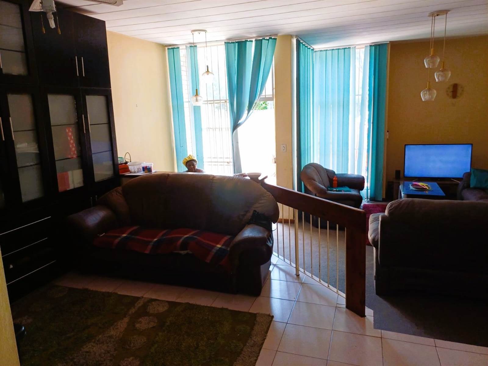 3 Bed Apartment in Florauna photo number 12