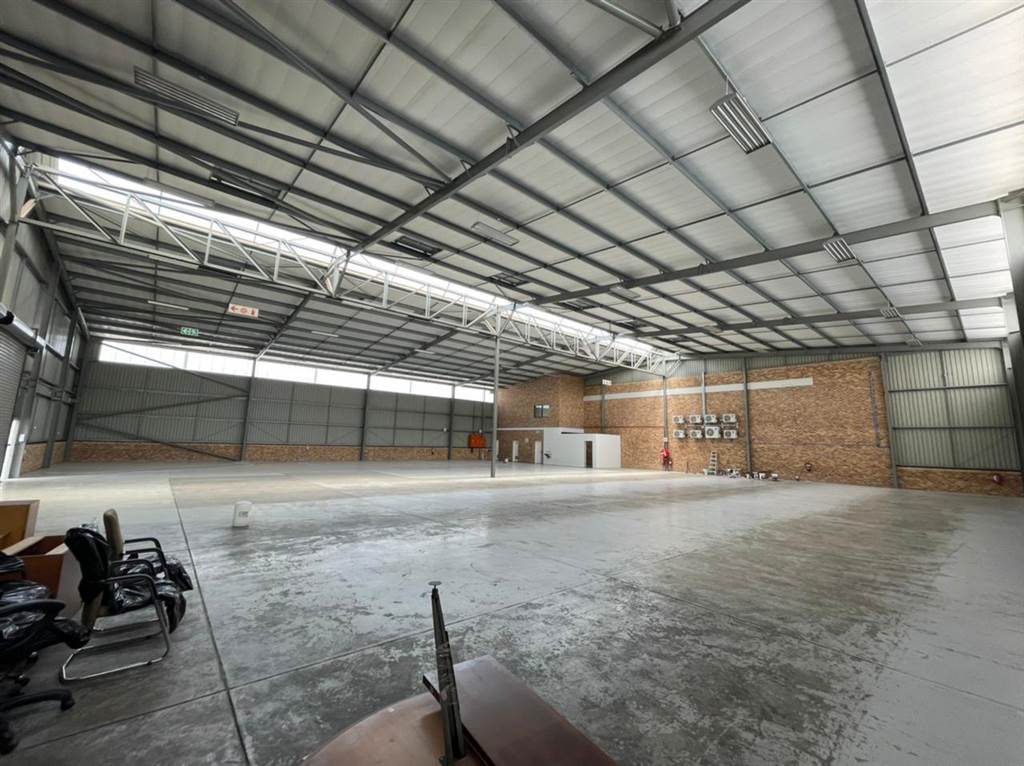 1560  m² Industrial space in Lanseria and surrounds photo number 9