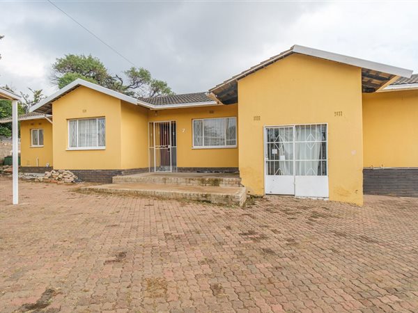 3 Bedroom House 3 Bedroom House