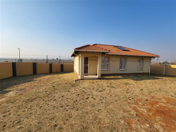 3 Bedroom House 3 Bedroom House