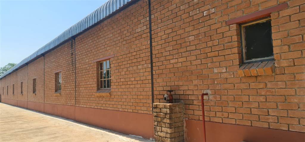 1600  m² Industrial space in Tzaneen photo number 7