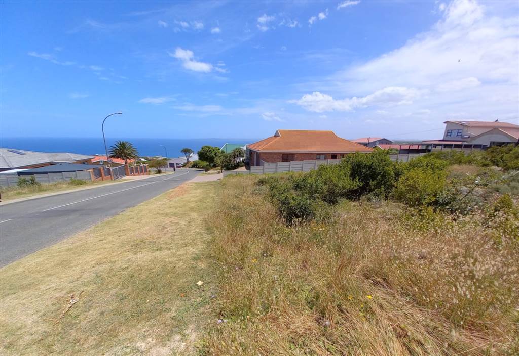 771 m² Land available in Dana Bay photo number 12