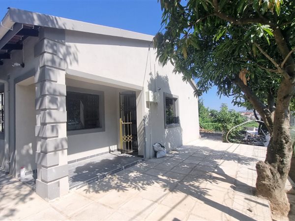 2 Bedroom House 2 Bedroom House