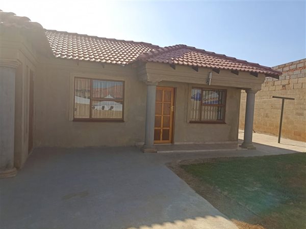 2 Bedroom House 2 Bedroom House