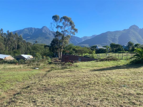 808 m² Land available in Swellendam
