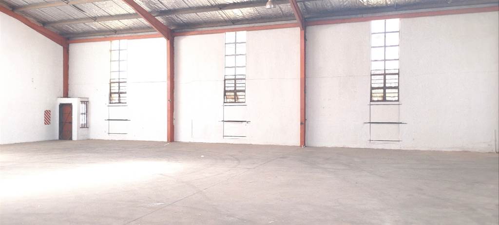 605  m² Commercial space in Springfield photo number 12