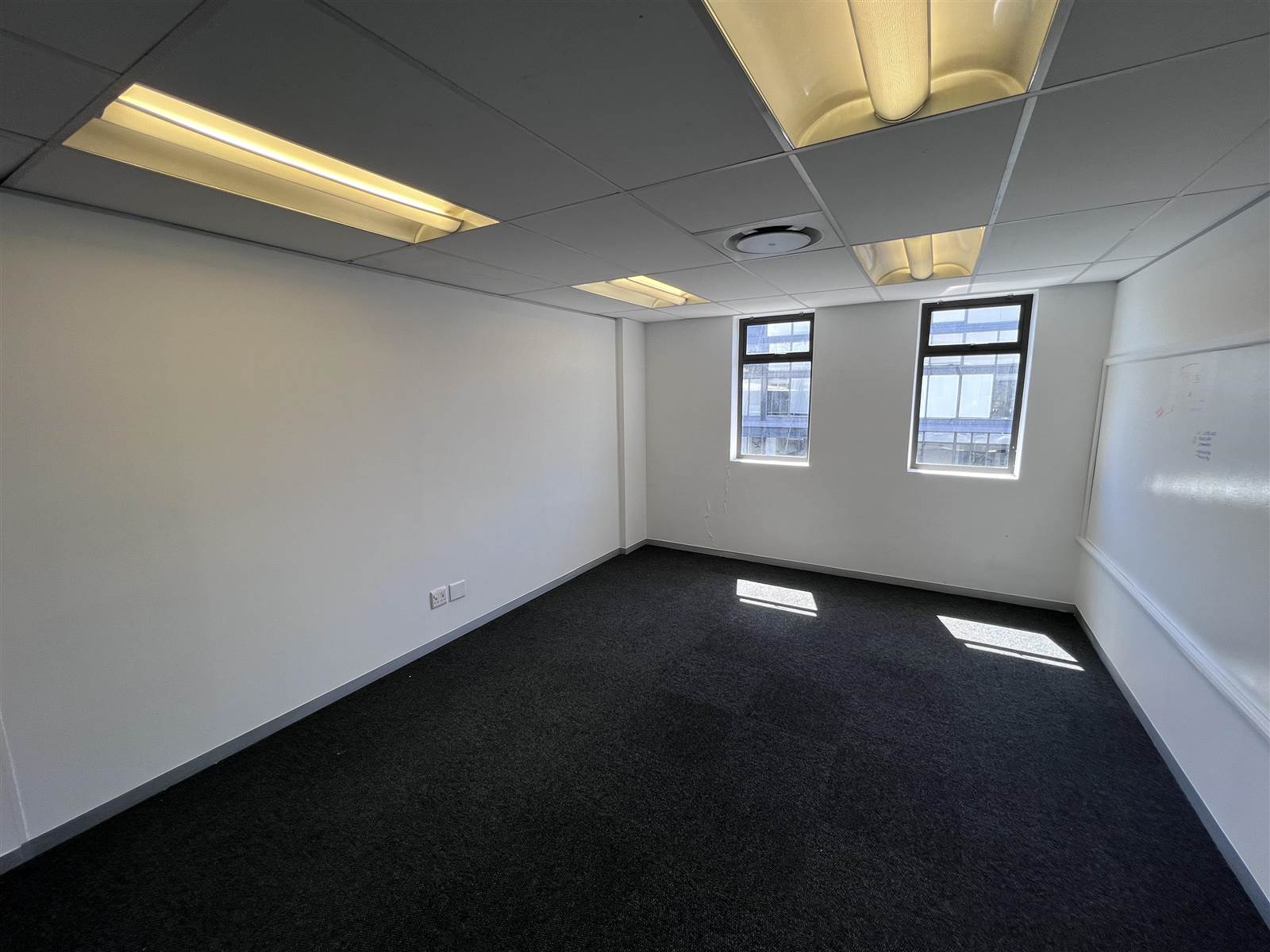 428  m² Commercial space in Woodstock photo number 7