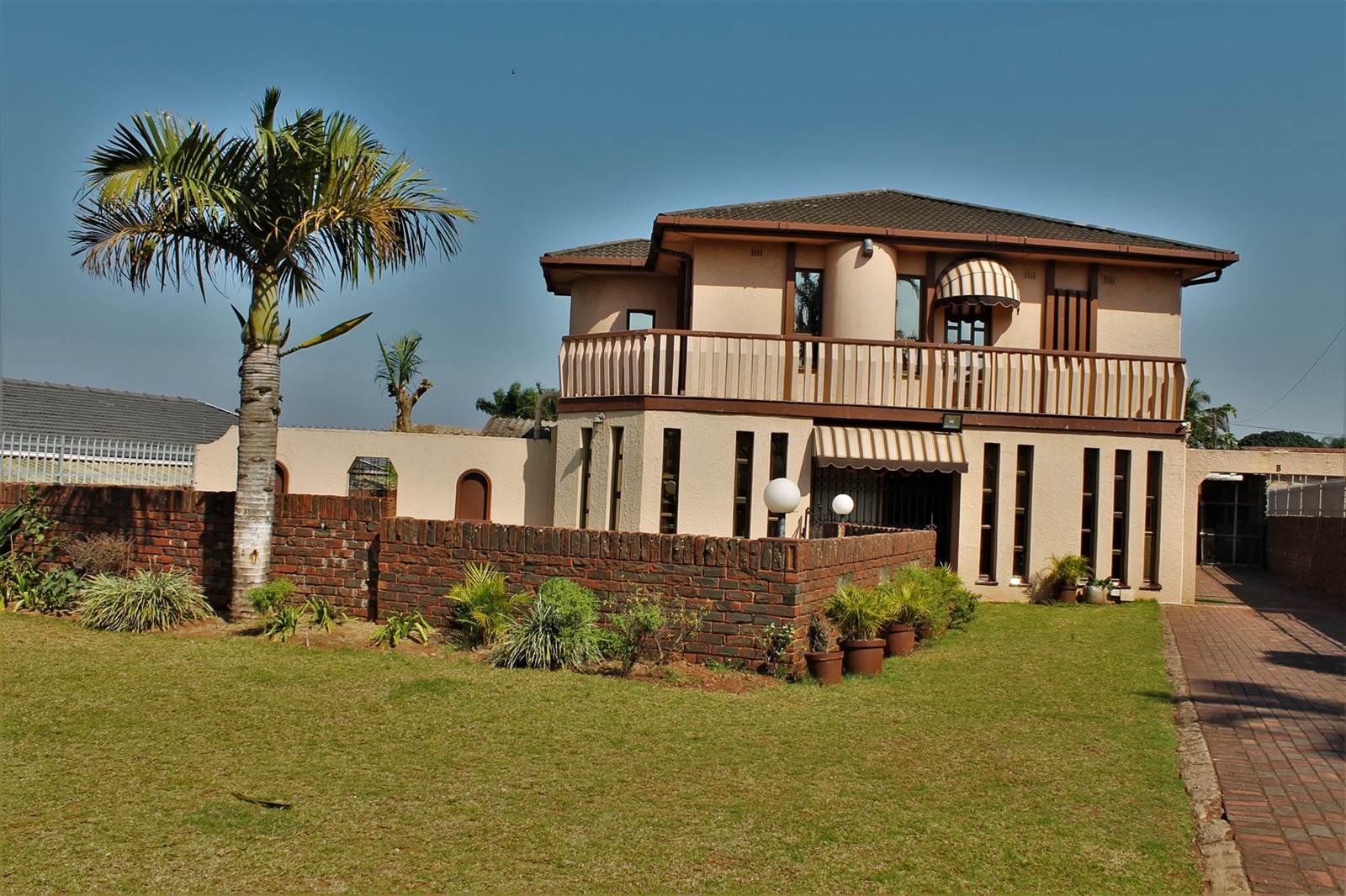 7 Bed House in Isipingo Hills photo number 1