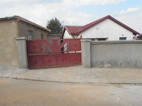 11 Bed House in Tembisa