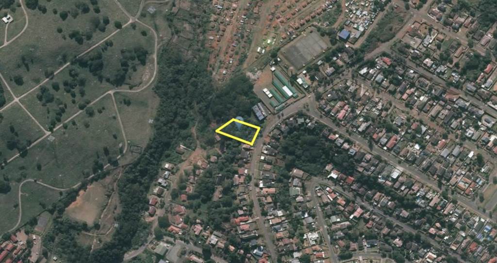 3022 m² Land available in Isipingo Hills photo number 2