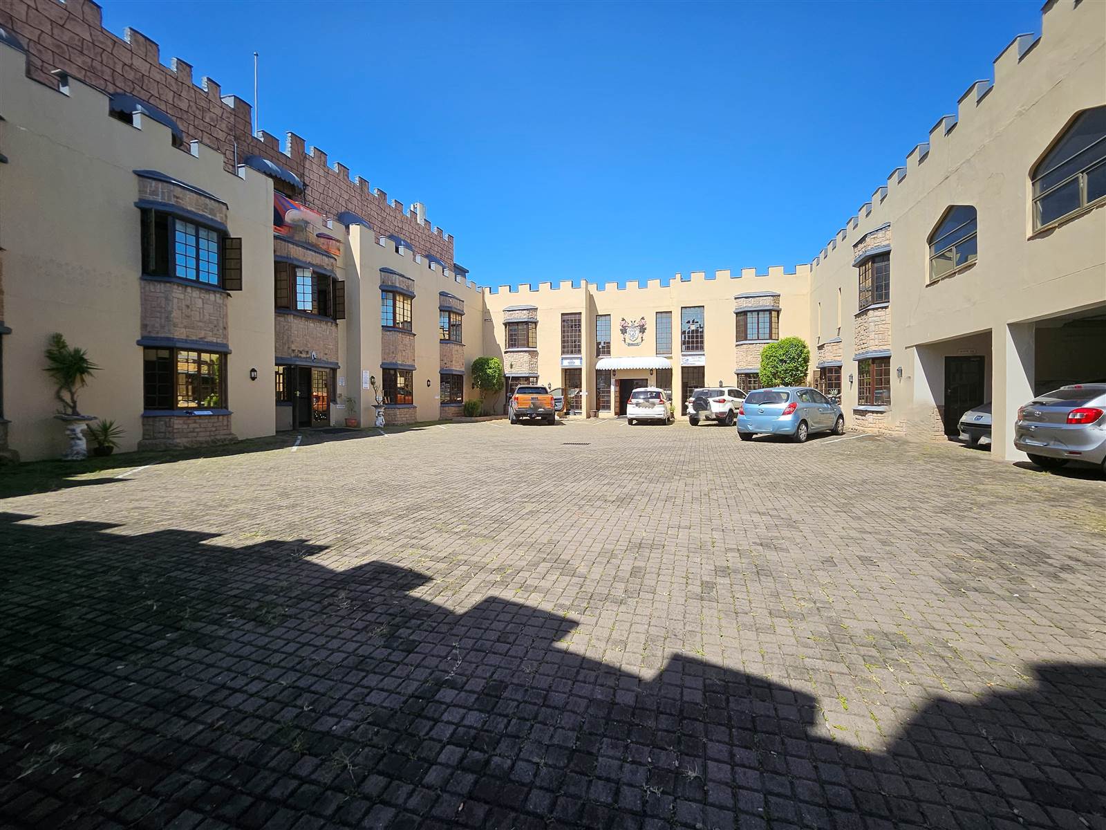 29  m² Commercial space in Umbogintwini photo number 1