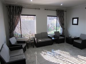 5 Bed House in Kenleaf