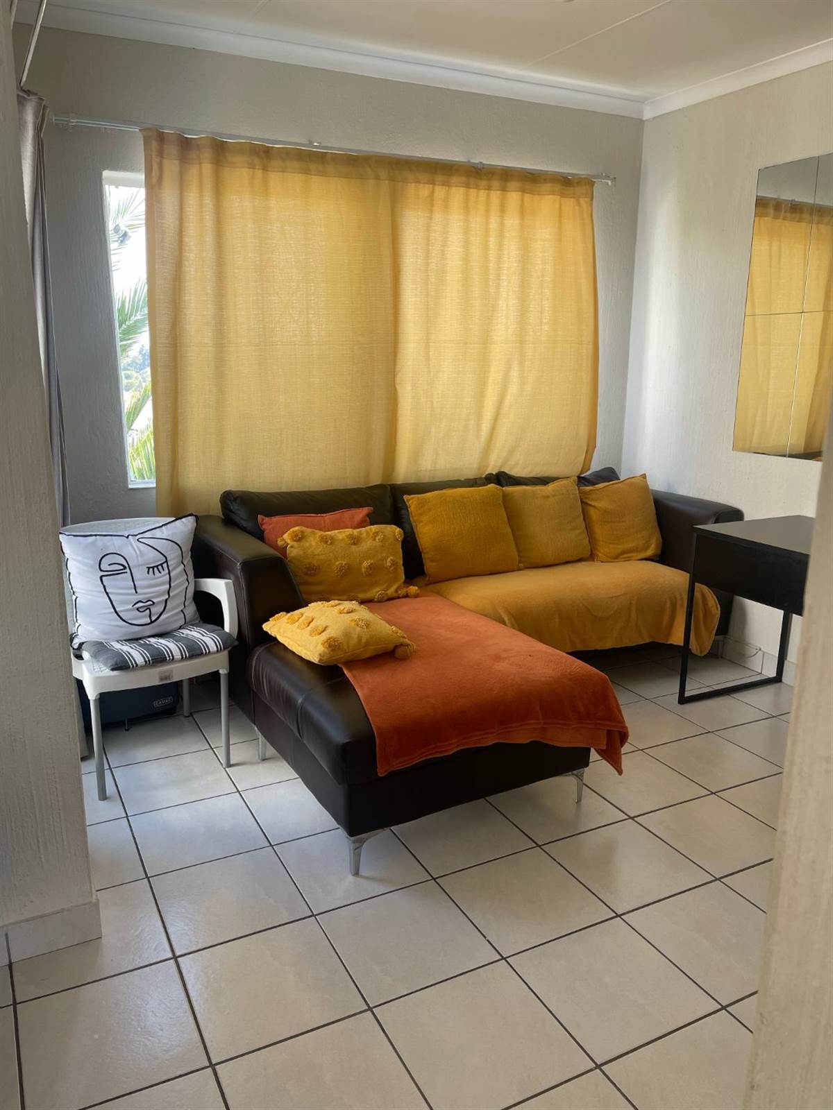 1 Bed Apartment in Corlett Gardens photo number 13