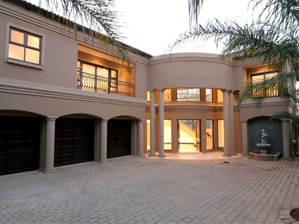 6 Bed House