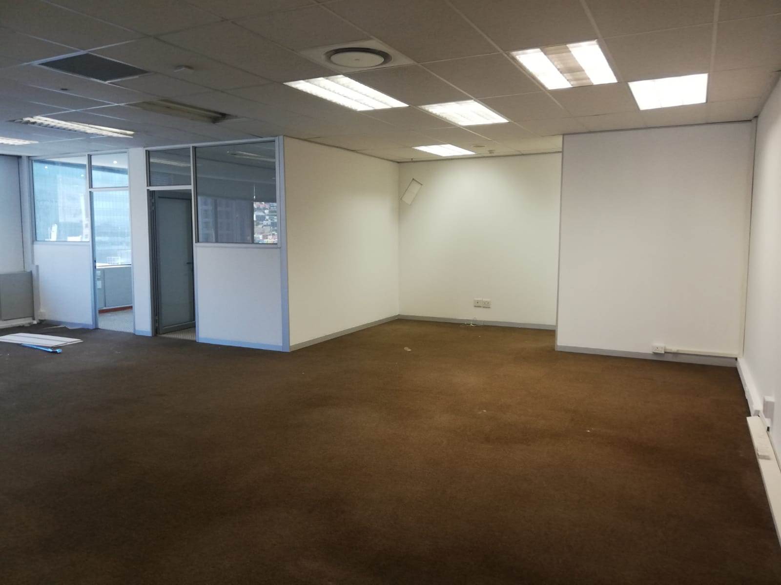 243  m² Office Space in Cape Town City Centre photo number 8