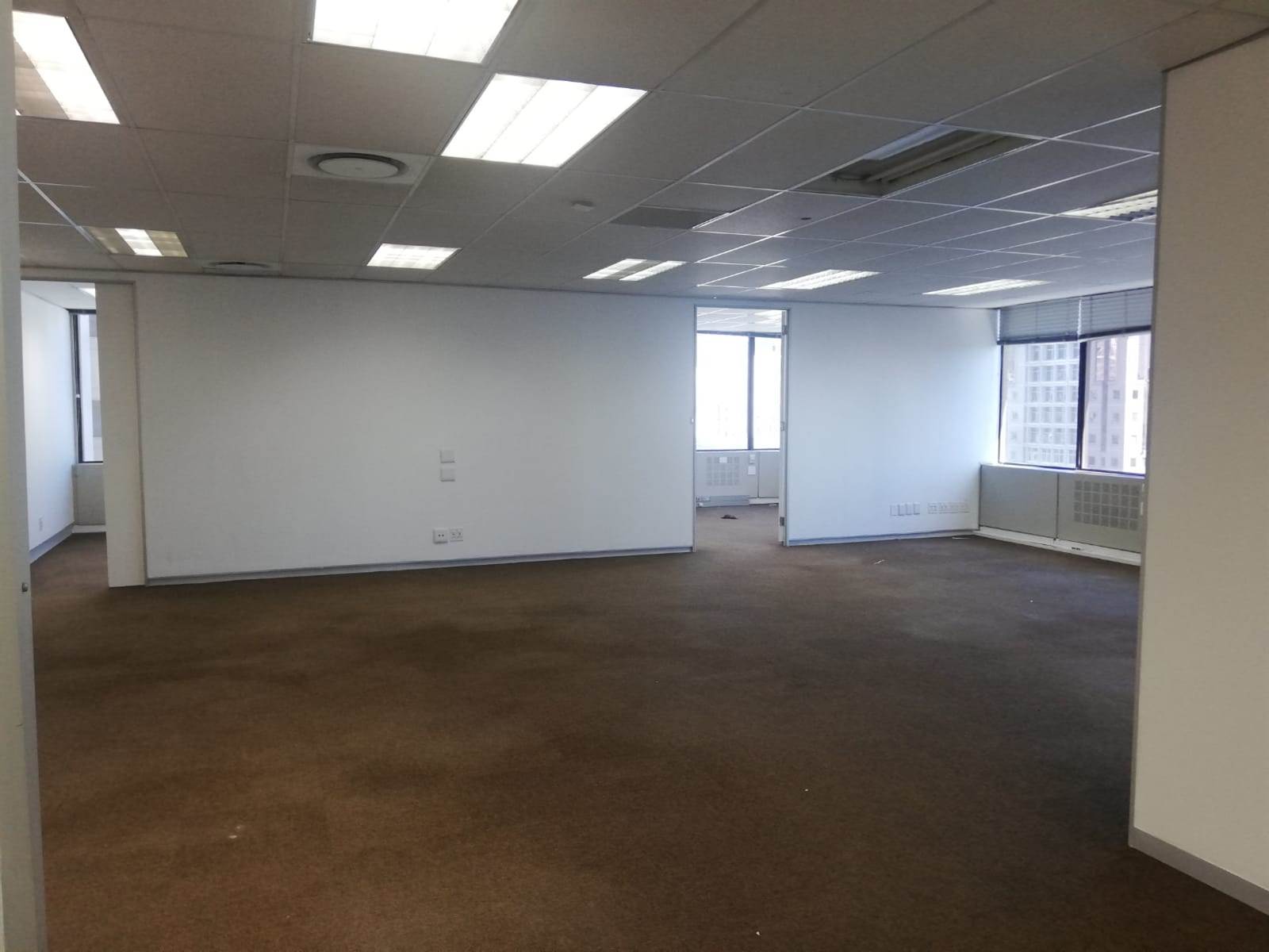 243  m² Office Space in Cape Town City Centre photo number 6