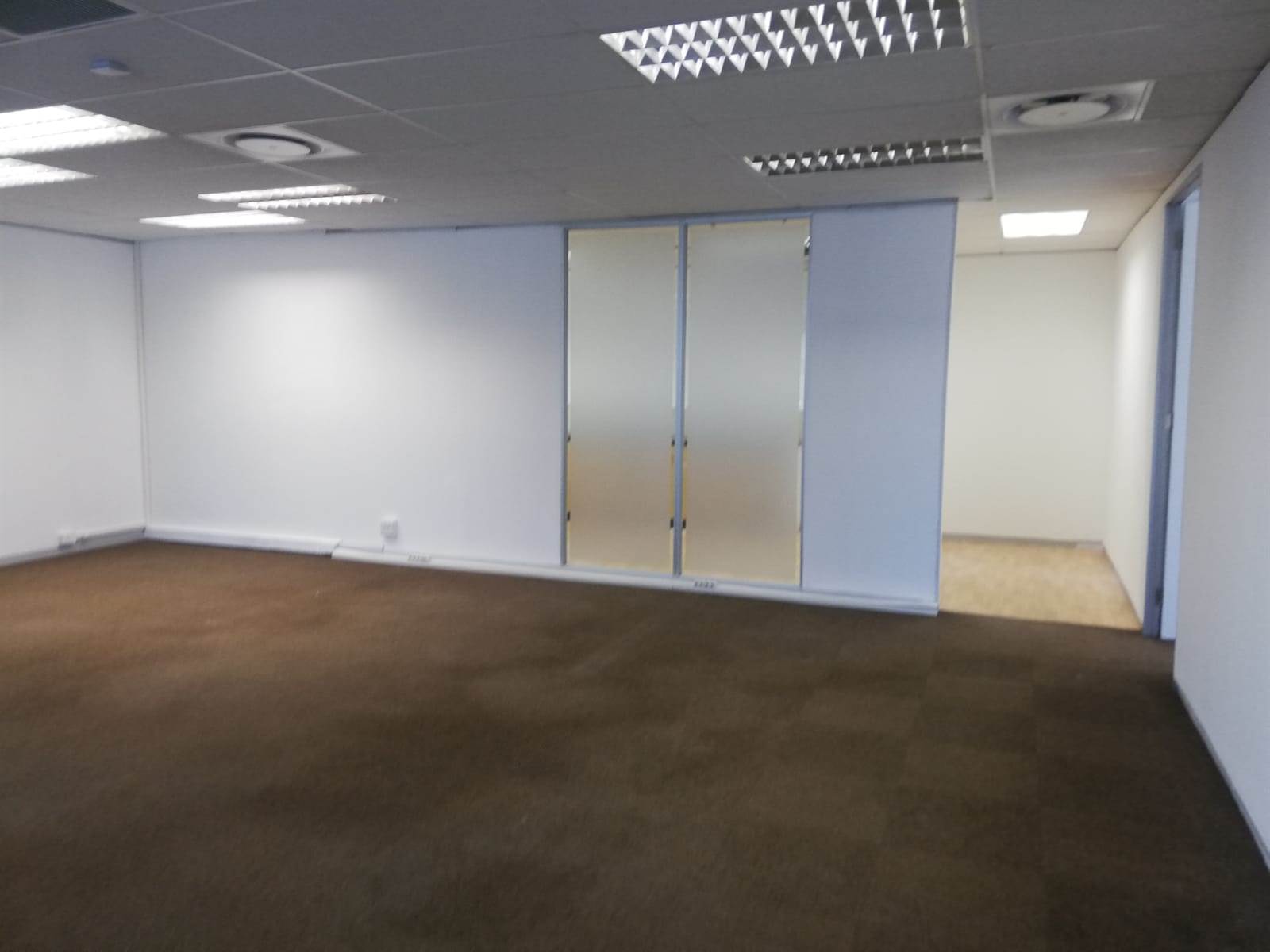 243  m² Office Space in Cape Town City Centre photo number 20