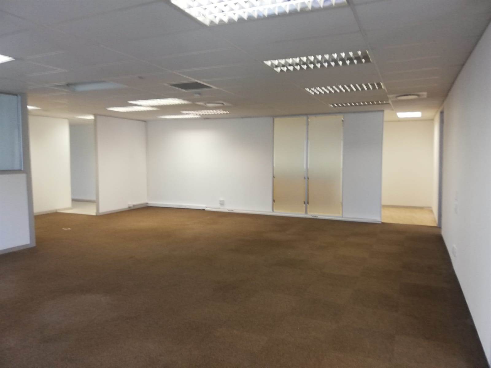 243  m² Office Space in Cape Town City Centre photo number 15