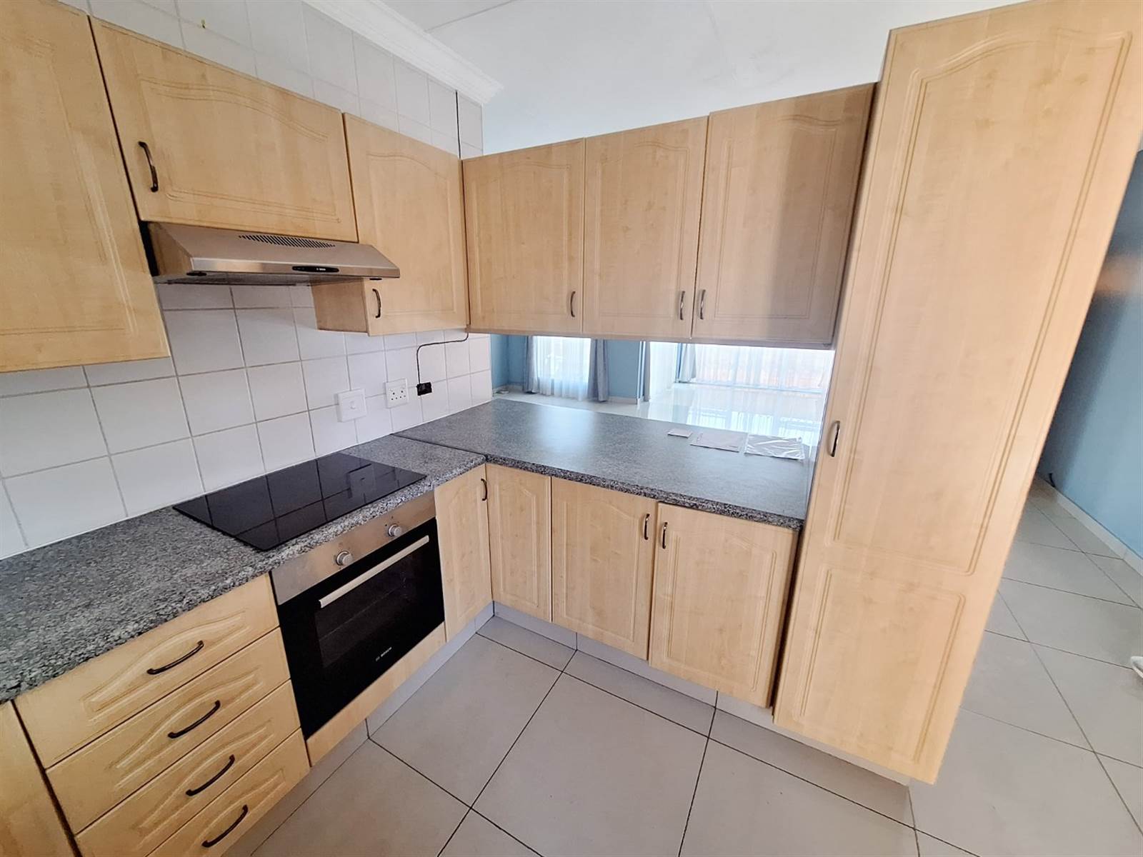 2 Bed Townhouse in Chancliff Ridge photo number 6