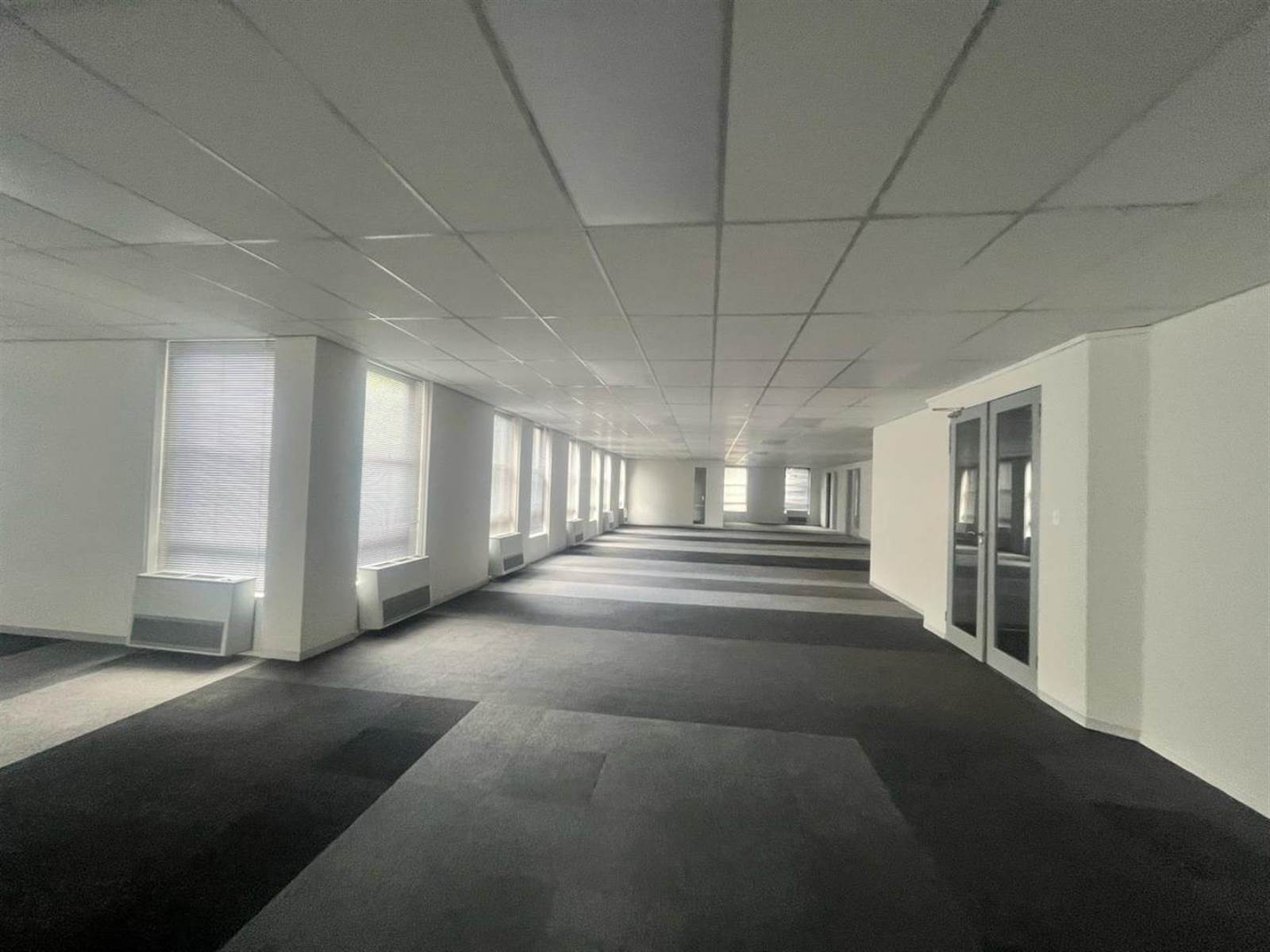 2046  m² Commercial space in Rosebank photo number 10
