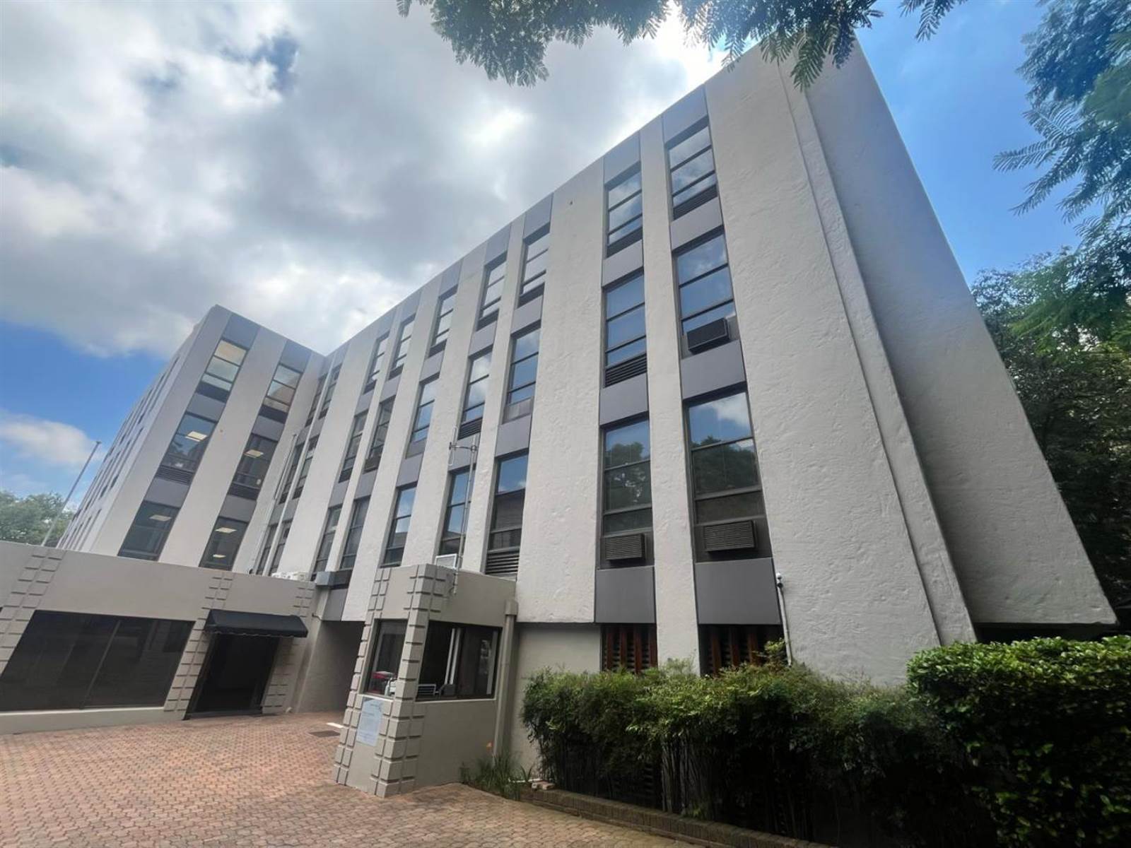 2046  m² Commercial space in Rosebank photo number 1