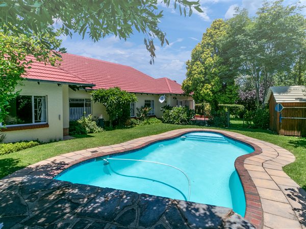 6 Bed House in Edendale