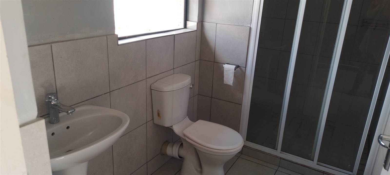 3 Bed Apartment in Brakpan North photo number 16