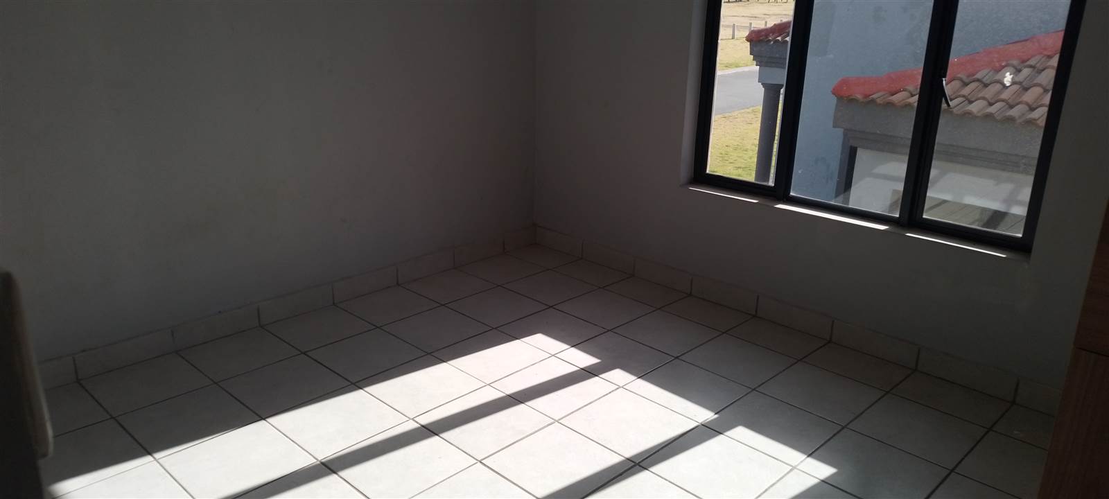 3 Bed Apartment in Brakpan North photo number 15