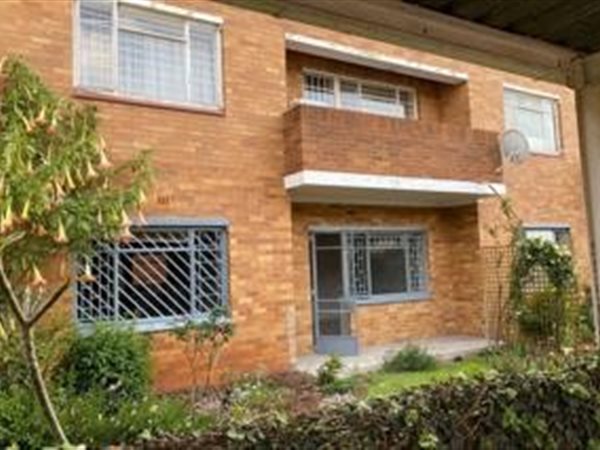2 Bed Apartment in Linden Ext