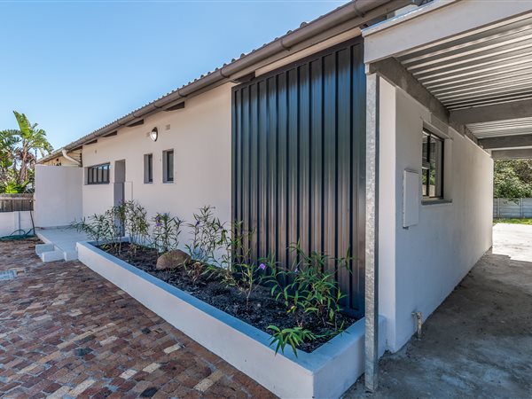 3 Bedroom House 3 Bedroom House