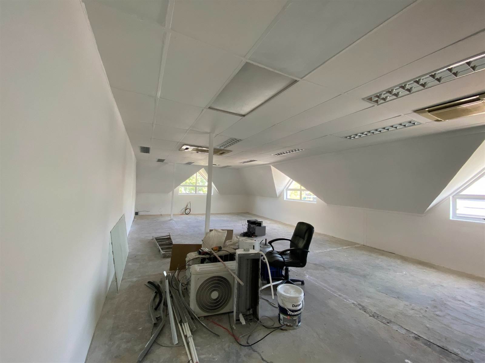 117  m² Commercial space in Somerset West Central photo number 13