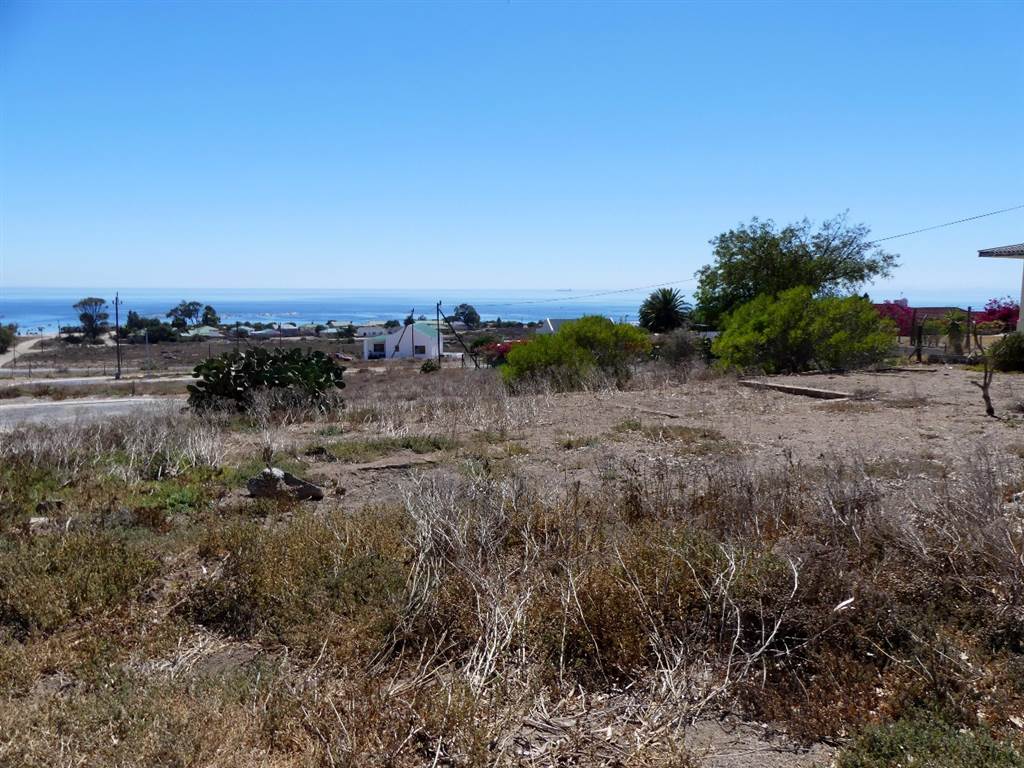 718 m² Land available in St Helena Bay photo number 5