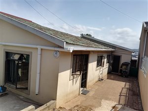 3 Bed House in Austerville