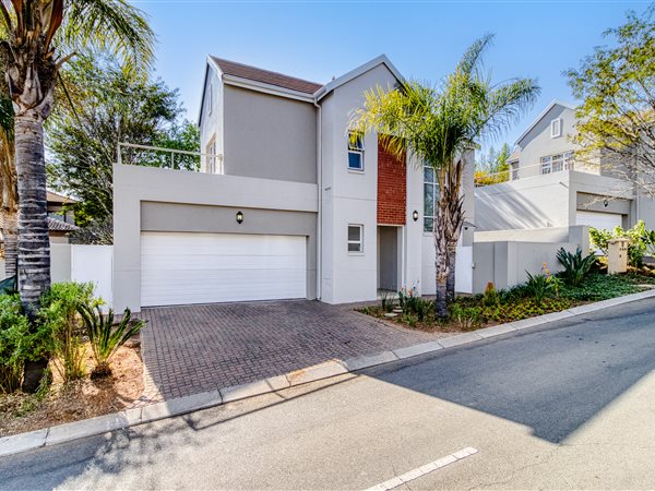 3 Bedroom Townhouse 3 Bedroom Townhouse