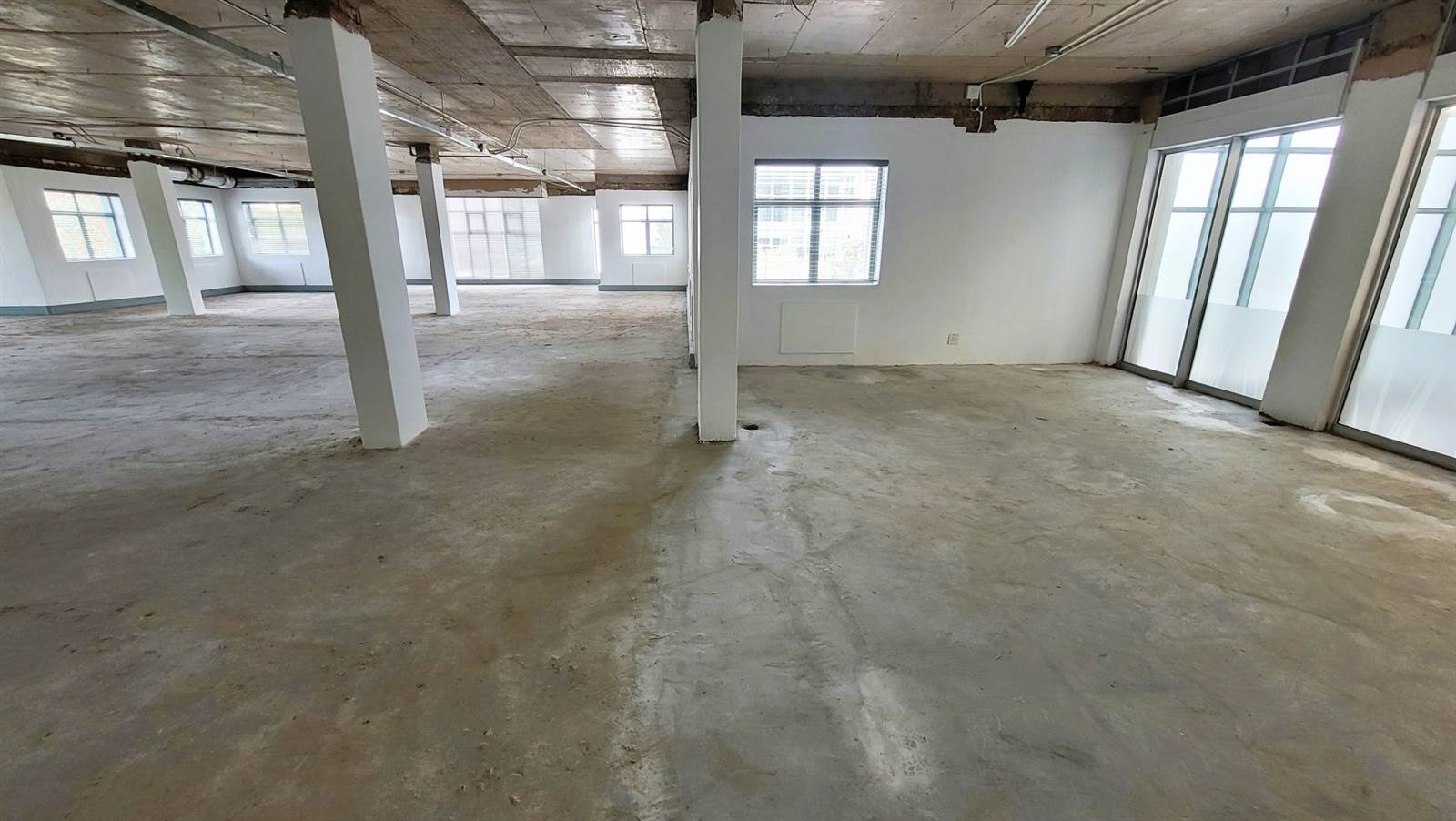 343  m² Office Space in Hillcrest photo number 4