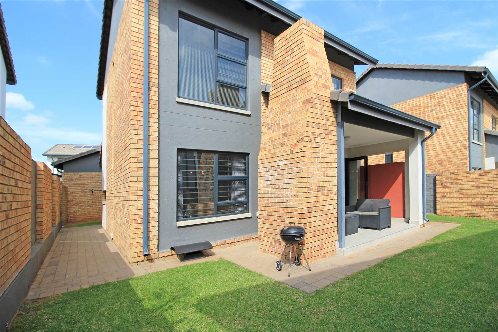 3 Bed Townhouse in Rooihuiskraal North photo number 26