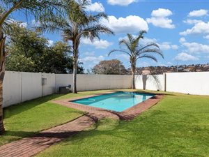 3 Bed Townhouse in Glen Eagles