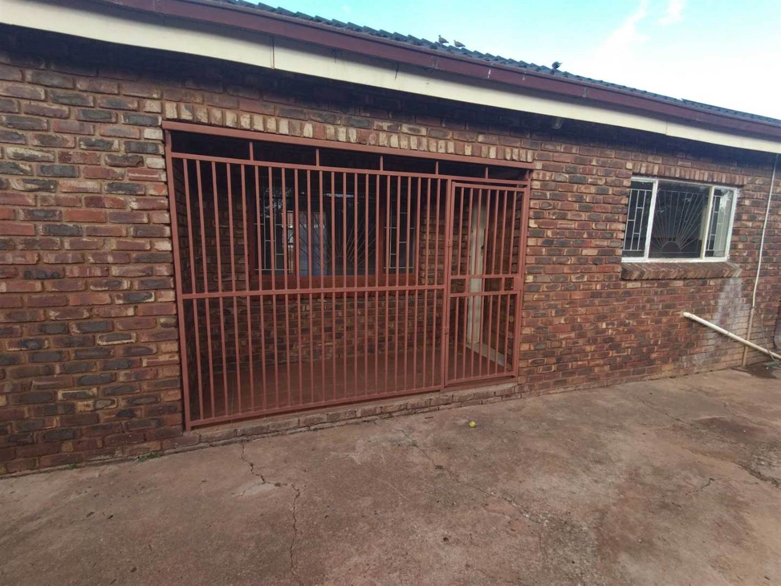 3 Bed House in Ikageng photo number 23