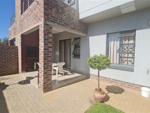 3 Bed Townhouse