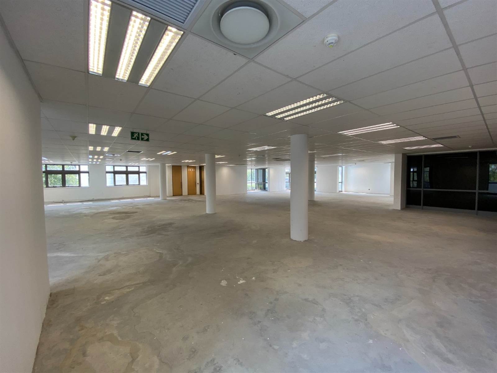 536  m² Office Space in Waterfall Estate photo number 8