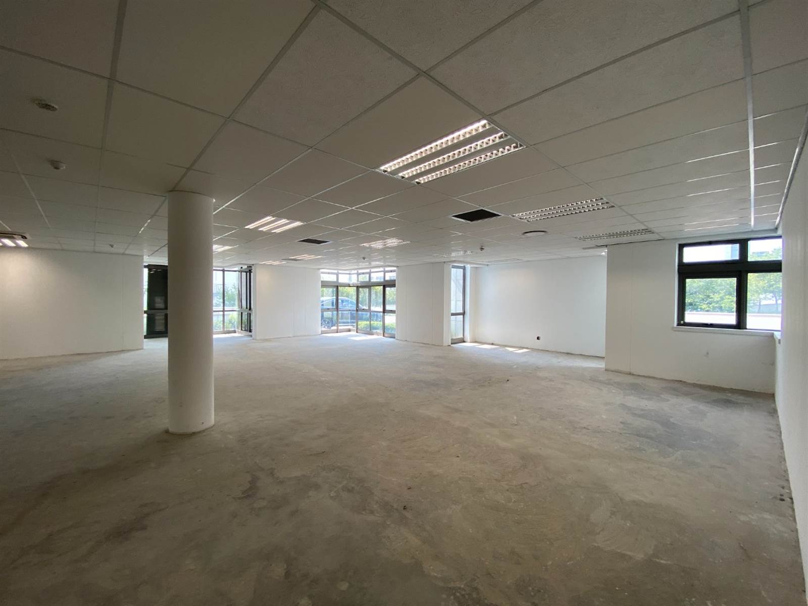 536  m² Office Space in Waterfall Estate photo number 7
