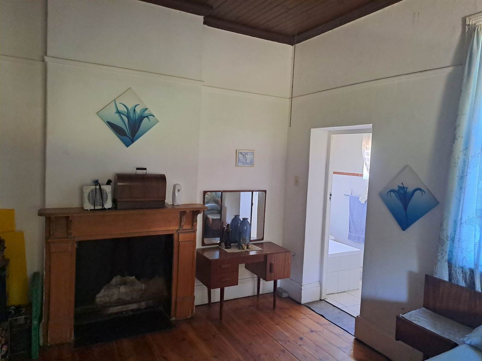 2 Bed House in Graaff Reinet photo number 8