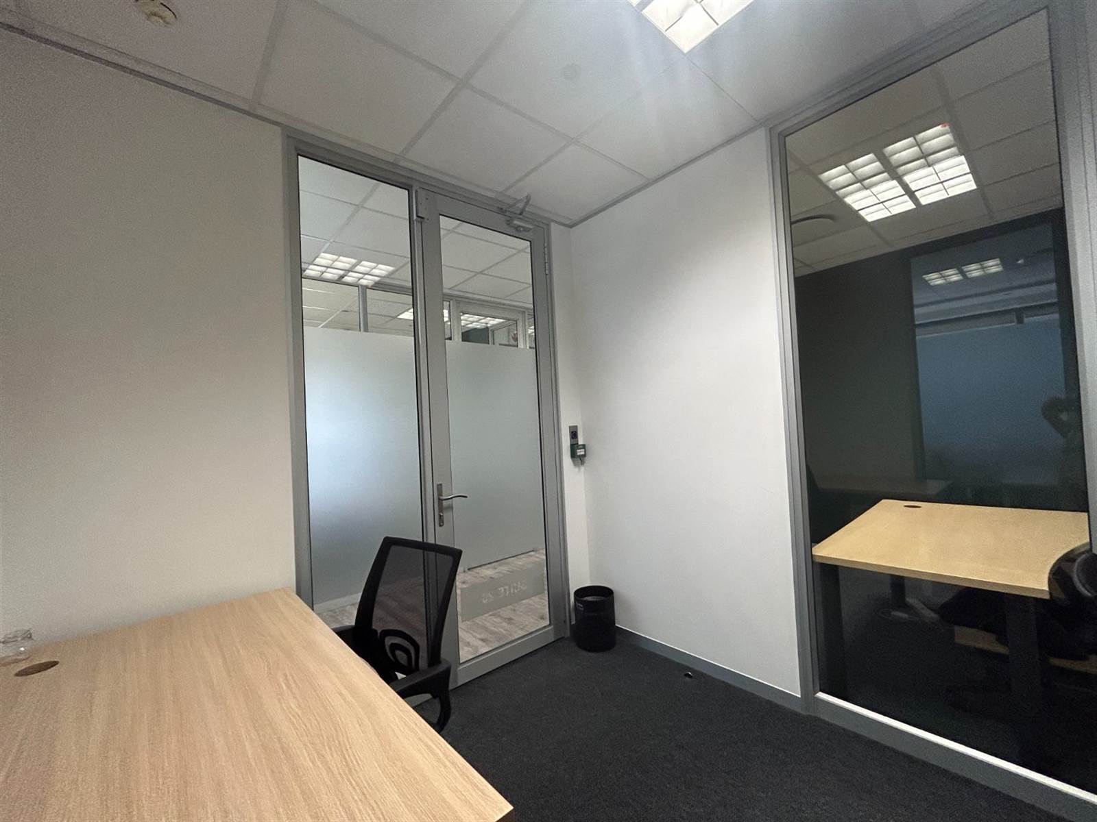 13  m² Office Space in Woodmead photo number 5