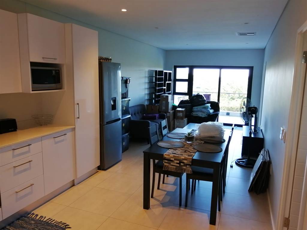 2 Bed Apartment in Ballito photo number 7