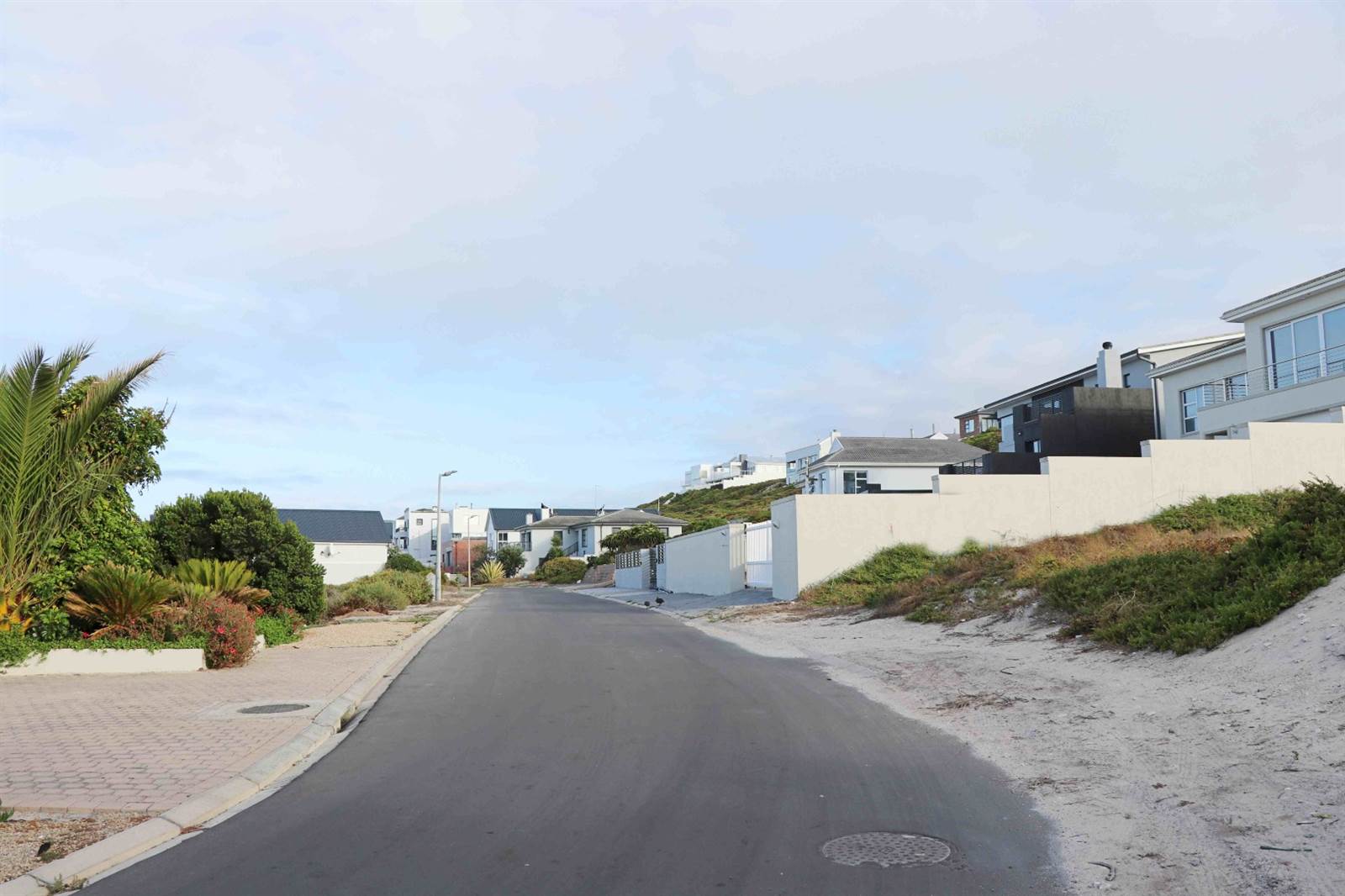 700 m² Land available in Yzerfontein photo number 11