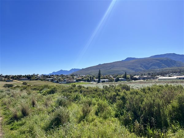 1.1 ha Land available in Riviersonderend