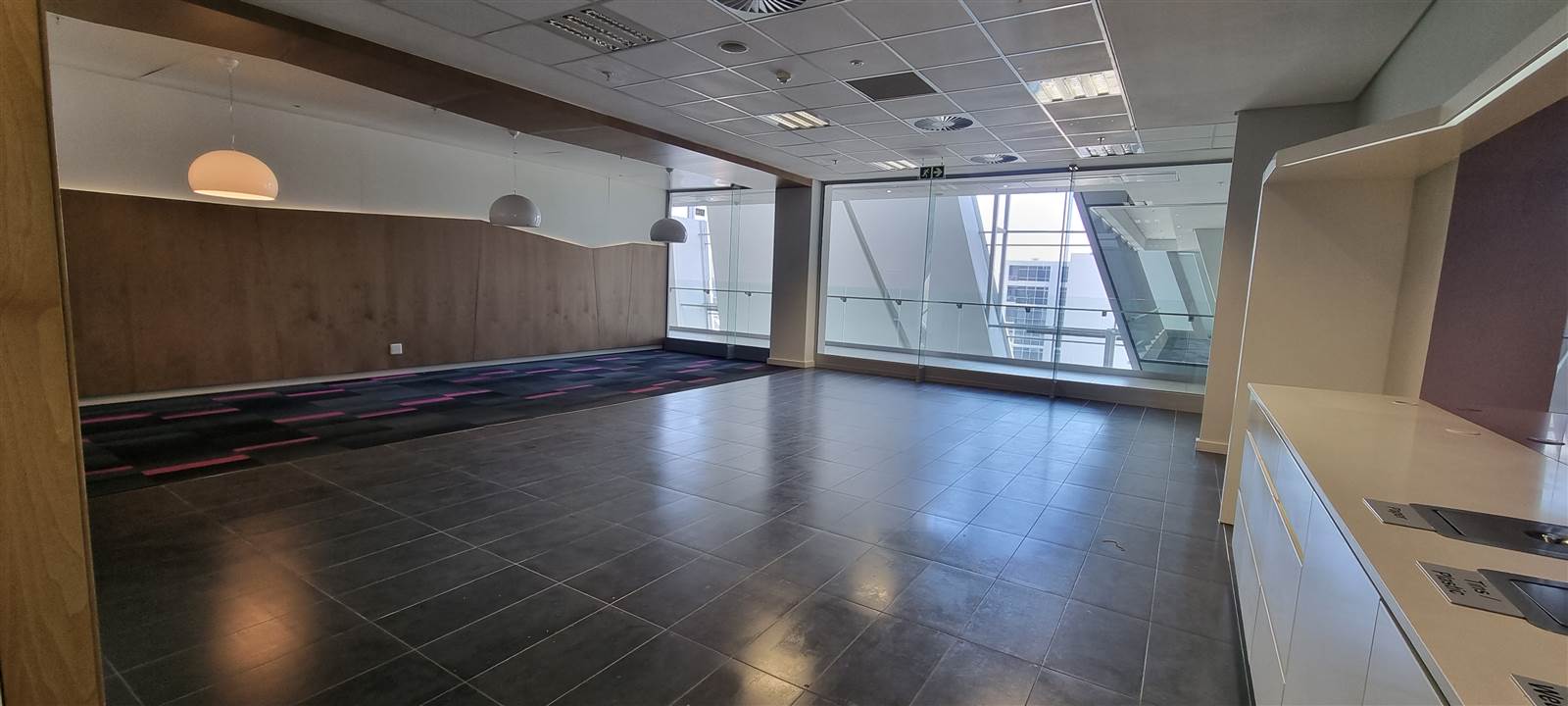 1979  m² Commercial space in Sandown photo number 4
